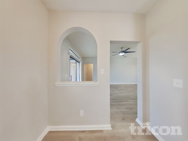Building Photo - 12303 Sondra Cove Trail N
