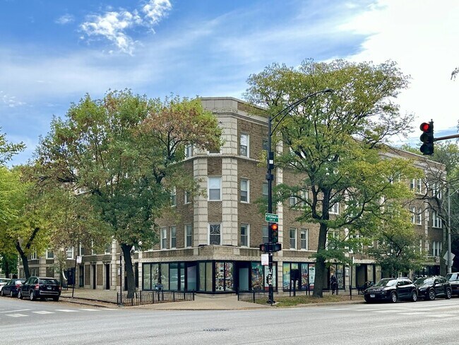 Building Photo - 1157 W Lunt Ave