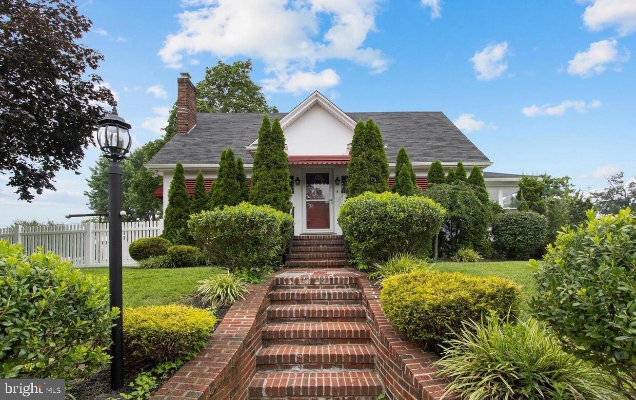 Foto principal - 500 Mantua Ave