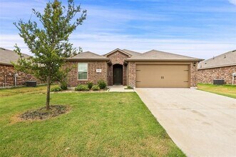 Building Photo - 1312 Bushel Dr