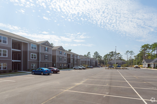 Foto del edificio - Woodridge Pointe Apartments