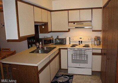 Mcfarland The Cottages Apartments Mc Farland Wi Apartments Com