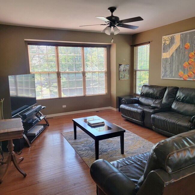 Foto del edificio - 1560 Station Park Dr