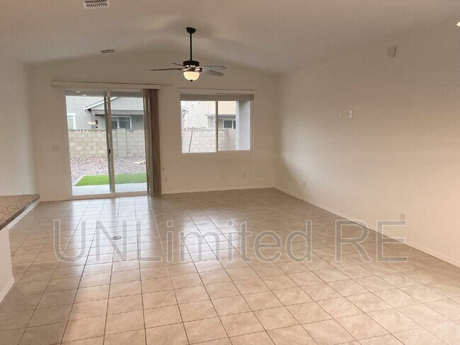 Building Photo - 6268 Barn Owl Ave