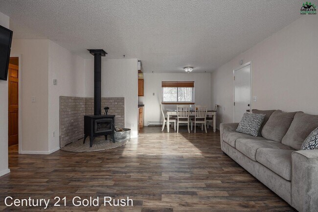 Building Photo - 2 br, 1 bath House - 3846 Kensington Ave