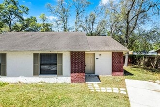 Building Photo - 2530 Kamnic Ct