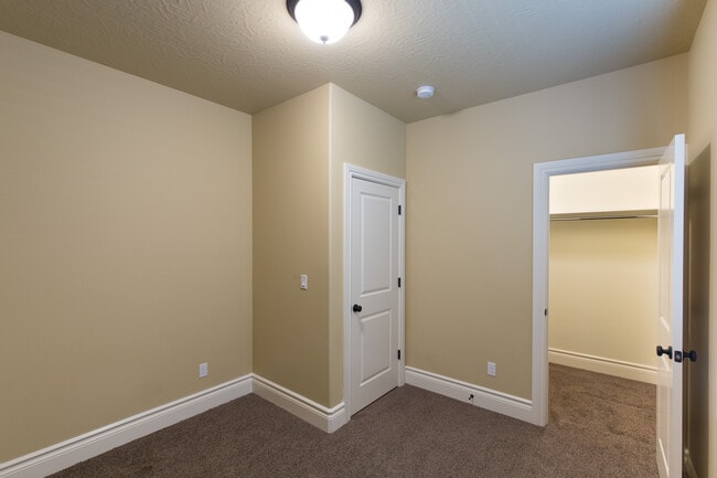 Building Photo - 436 10th NW St