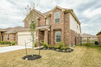 Building Photo - 3783 Lake Bend Shore Dr