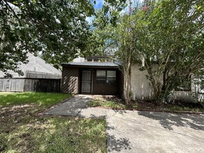 Building Photo - 614 Palmetto Trce