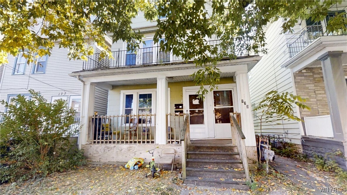 Primary Photo - 173 Grote St