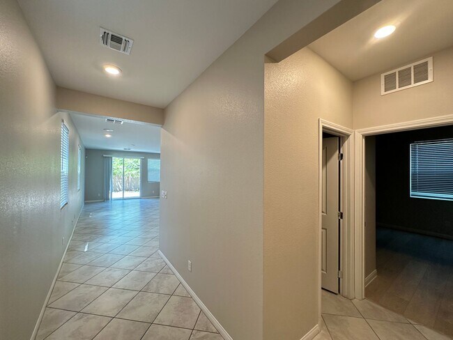 Foto del edificio - Tarim