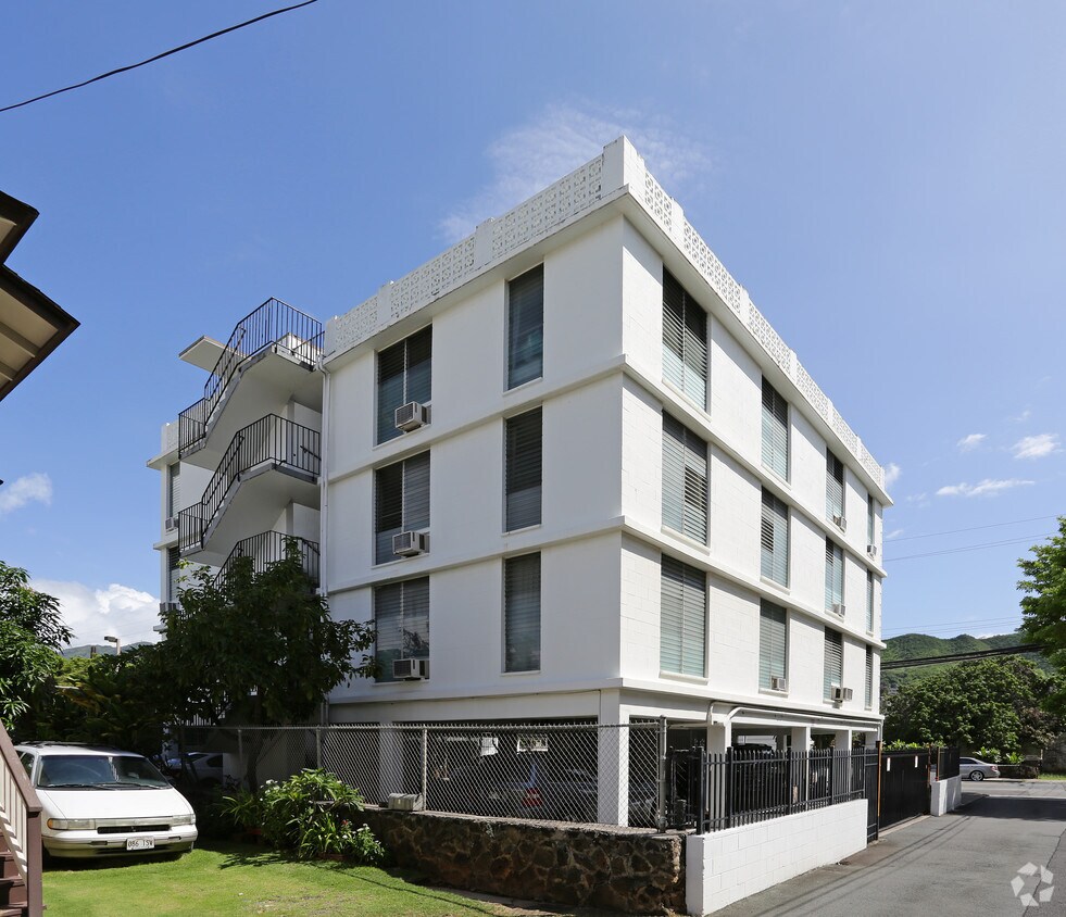 Primary Photo - 1650 Nuuanu Ave