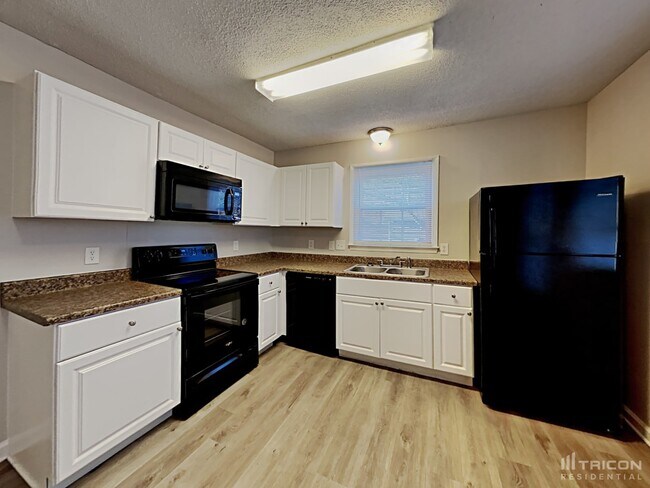 Foto del edificio - 6430 Rockshire Dr