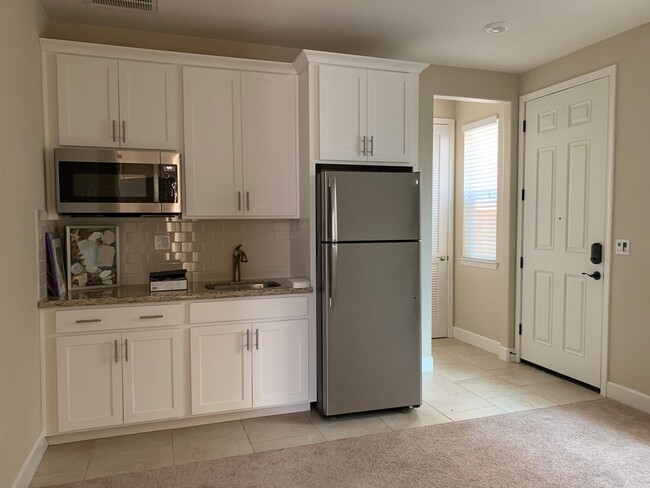 Foto del edificio - Discover Your Perfect Space: Cozy 1-Bedroo...
