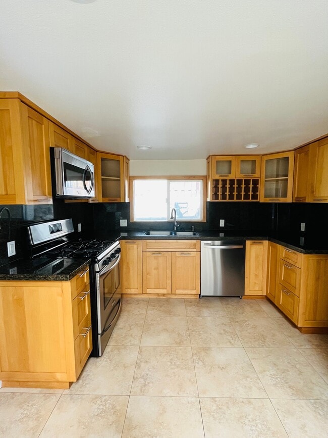 Foto del edificio - 618 Woodland Dr