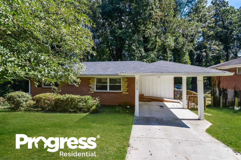 Primary Photo - 2718 Delowe Dr