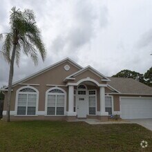 Building Photo - 916 Doria Way