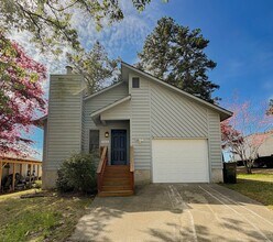 Building Photo - 565 Andover Rd