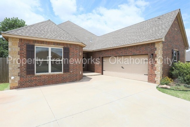 Building Photo - Gorgeous 4/2..5/2 home in Bent Wood Creek.