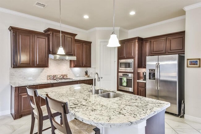 Foto del edificio - 1410 Upland Orchard Dr