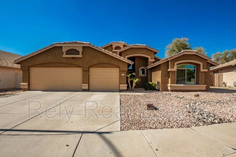 Foto principal - 2638 N 127th Ln