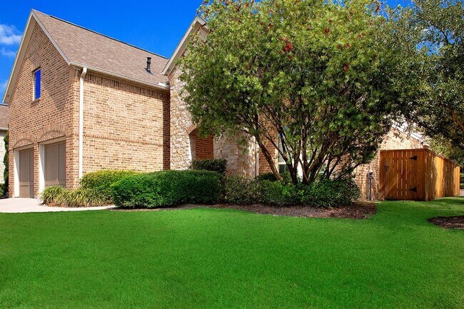 Foto del edificio - 8858 Van Allen Dr
