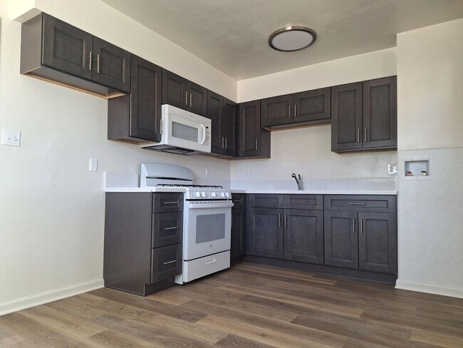 Foto del edificio - 4866 Clairemont Dr