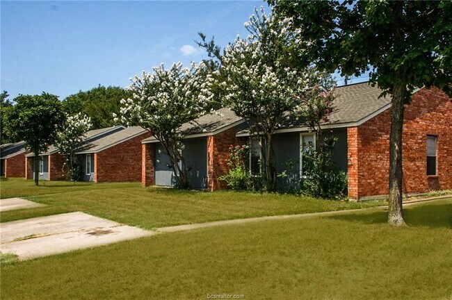 Foto del edificio - 601 W Ridge Dr