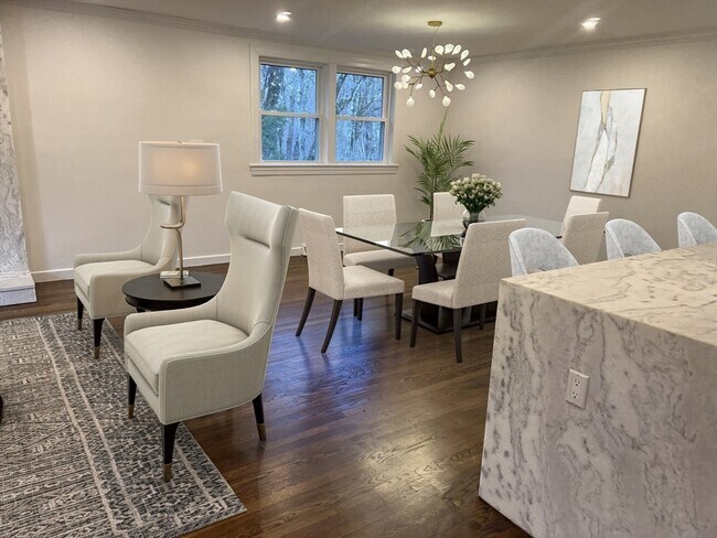 Building Photo - 71 Tamarack Rd