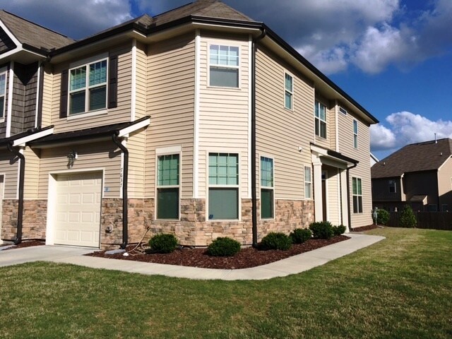 Frente de la casa - 7637 Weathered Oak Way