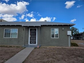 Building Photo - 1010 New Mexico St