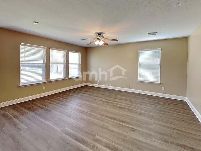 Foto del edificio - 3710 Mystic Meadows Ln