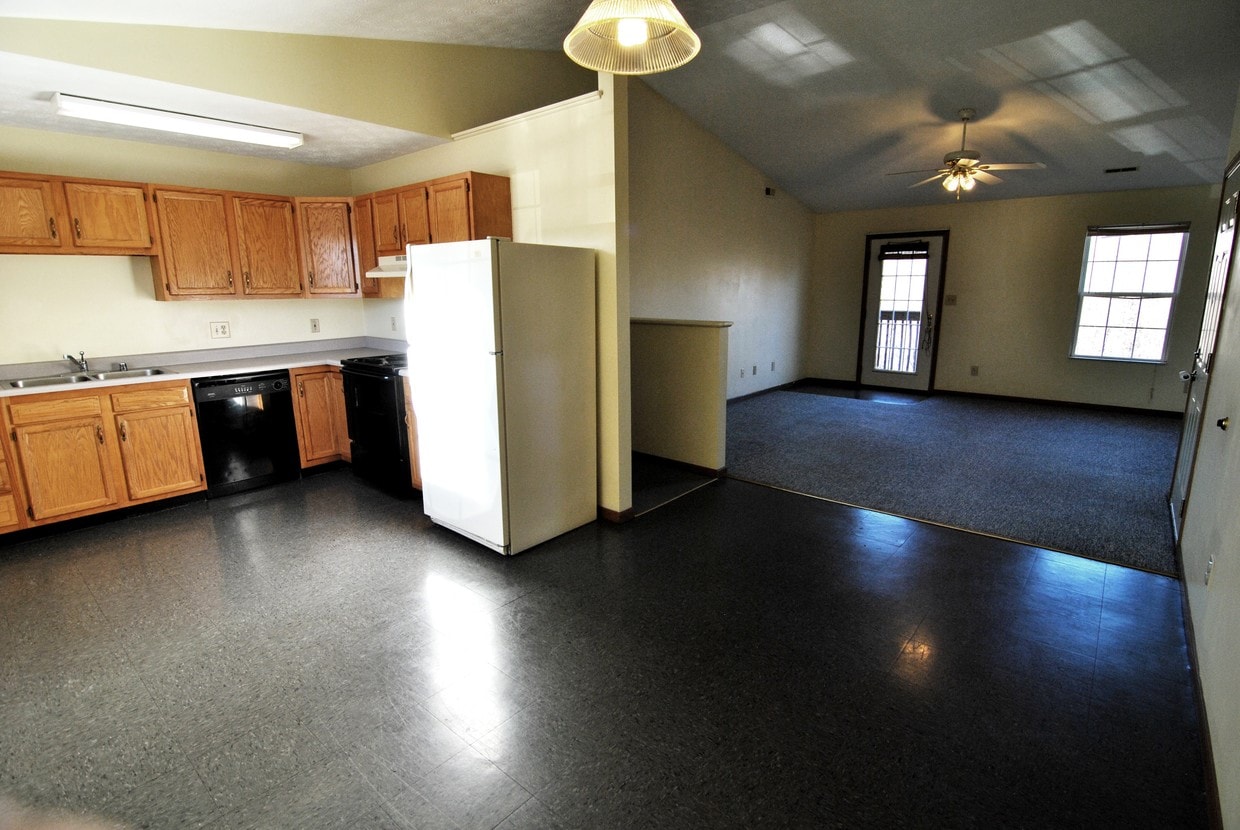 230 Wheat Ct, Crittenden, KY 41030 Apartments in Crittenden, KY