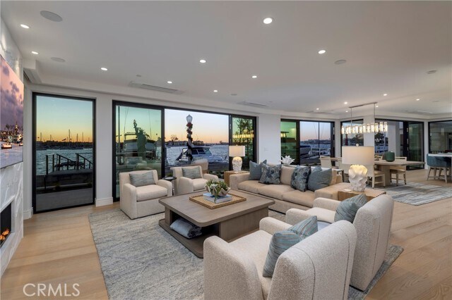 Foto del edificio - 130 S Bay Front