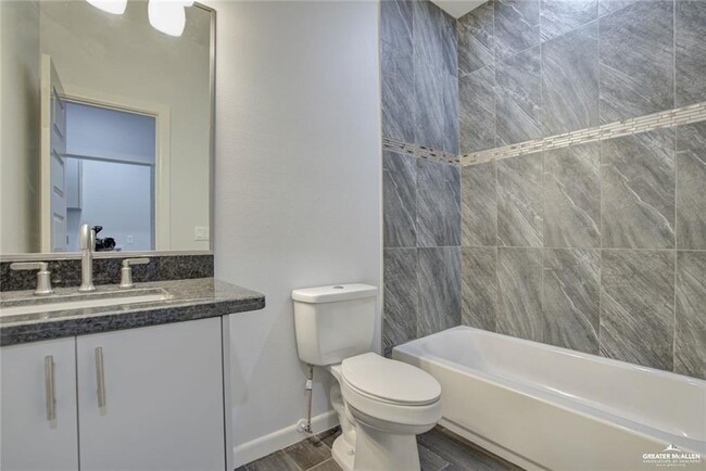 Building Photo - 1520 New Orleans Cir