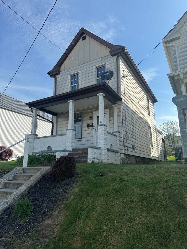 1260 Allison Ave, Washington, PA 15301 House Rental in Washington, PA