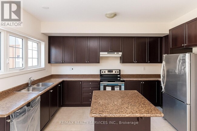 Building Photo - 106 Aspen Hills Rd