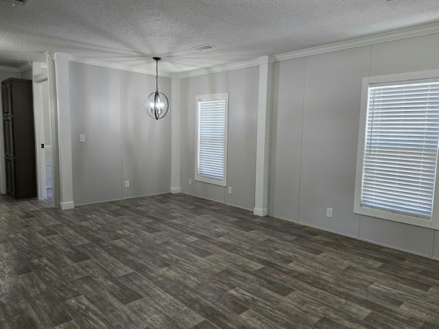 Building Photo - 10833 Leanne Dr