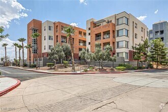 Building Photo - 63 E Agate Ave