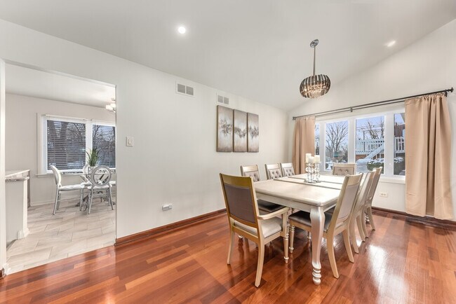 Foto del edificio - 8526 W 107th St