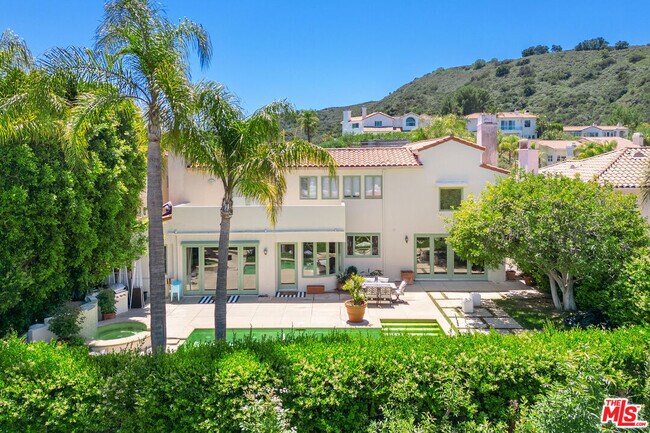 Building Photo - 24907 Marbella Ct