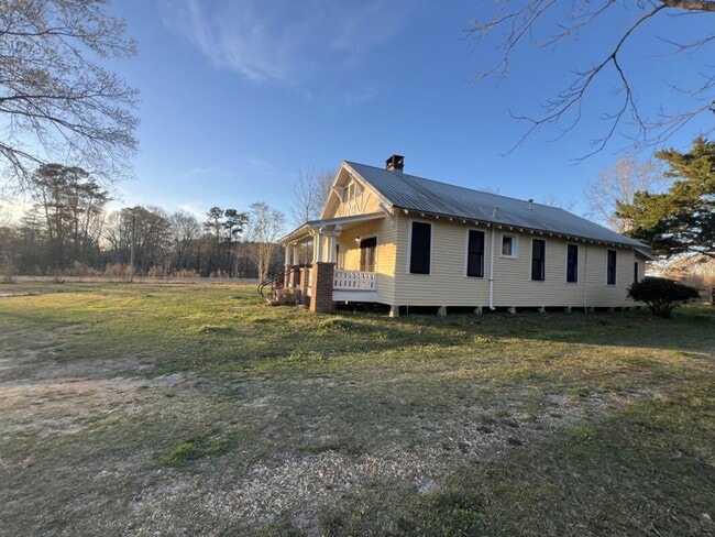 Building Photo - 8222 LA-955