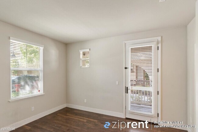 Building Photo - 3 br, 3.5 bath Townhome - 86 Muller Place,...
