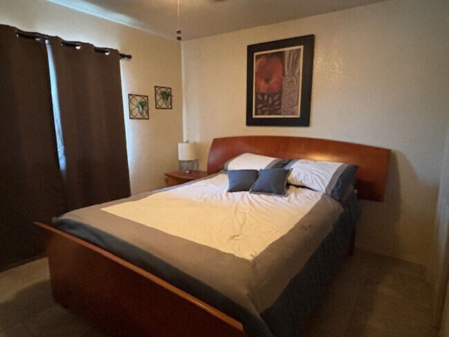 Foto del edificio - 3 Bedroom - 2 Bath Home