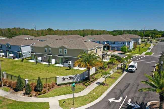 Foto del edificio - 2742 Pleasant Cypress Cir