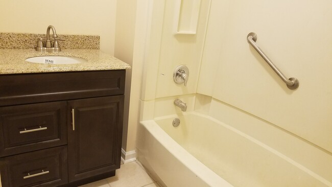 bathroom - 90 Washington Ave