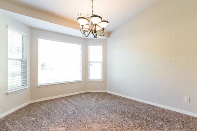 Foto del edificio - 1337 Brandy Lake View Cir