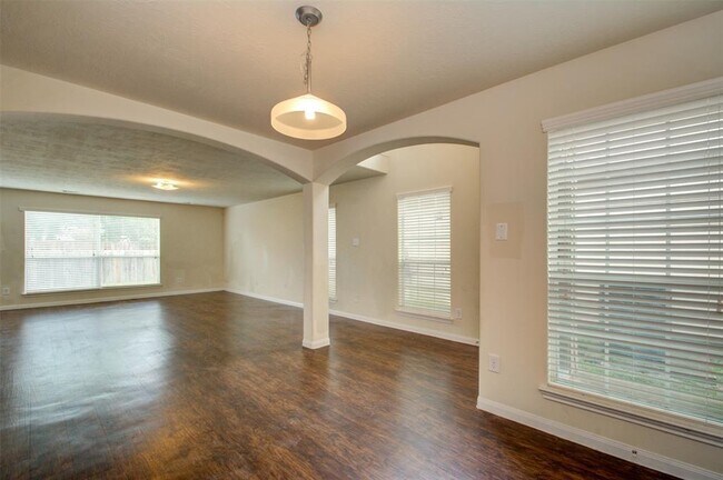 Foto del edificio - 15518 Kiplands Bend Dr