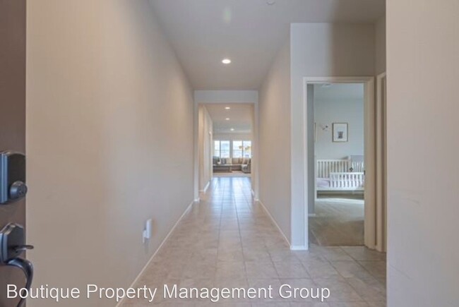 Building Photo - 3 br, 3 bath House - 24630 Hidden Hills Drive