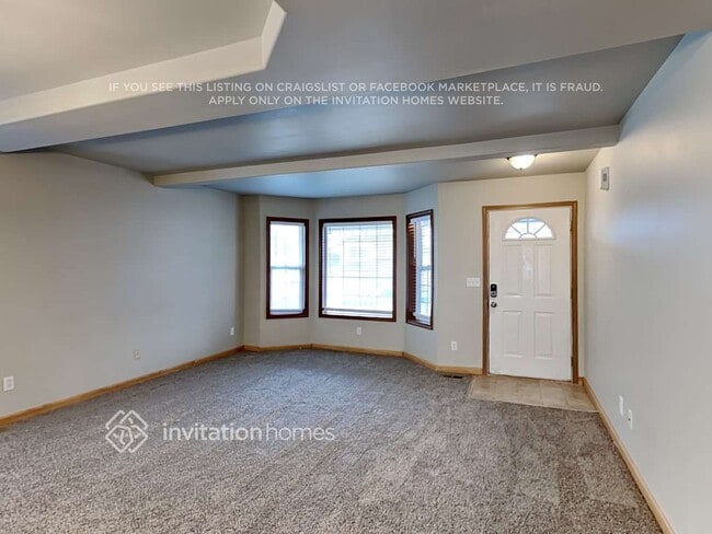 Building Photo - 1608 St Ct E